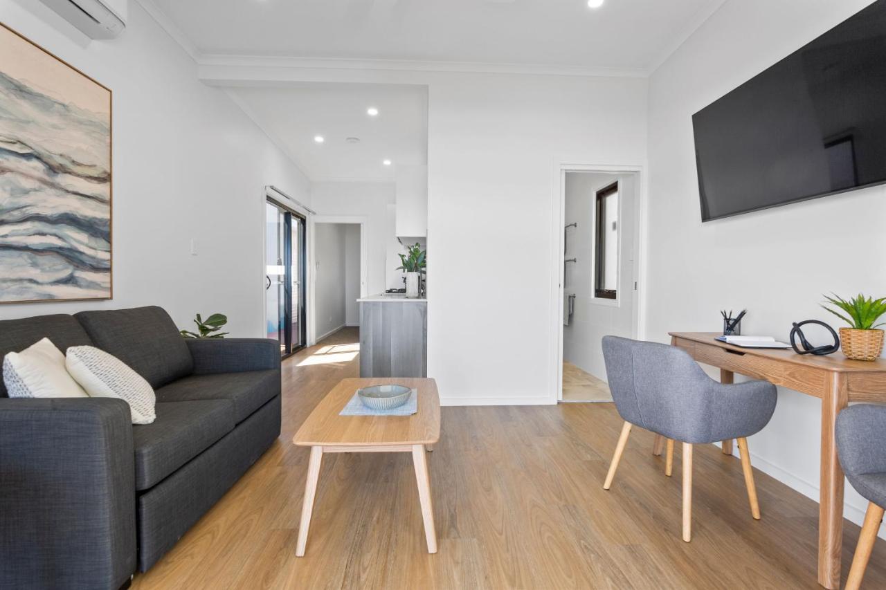 Port Lincoln Beachfront Apartments ภายนอก รูปภาพ