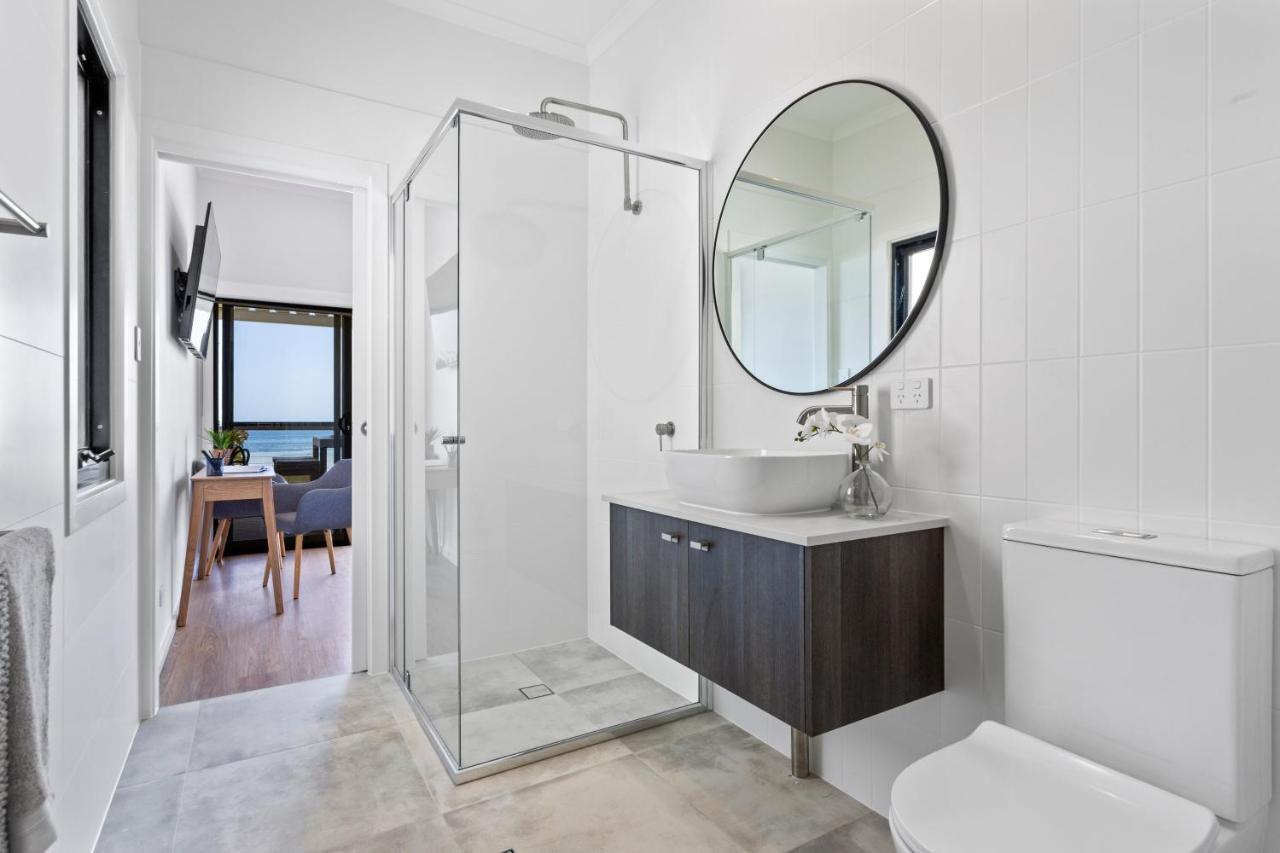 Port Lincoln Beachfront Apartments ภายนอก รูปภาพ