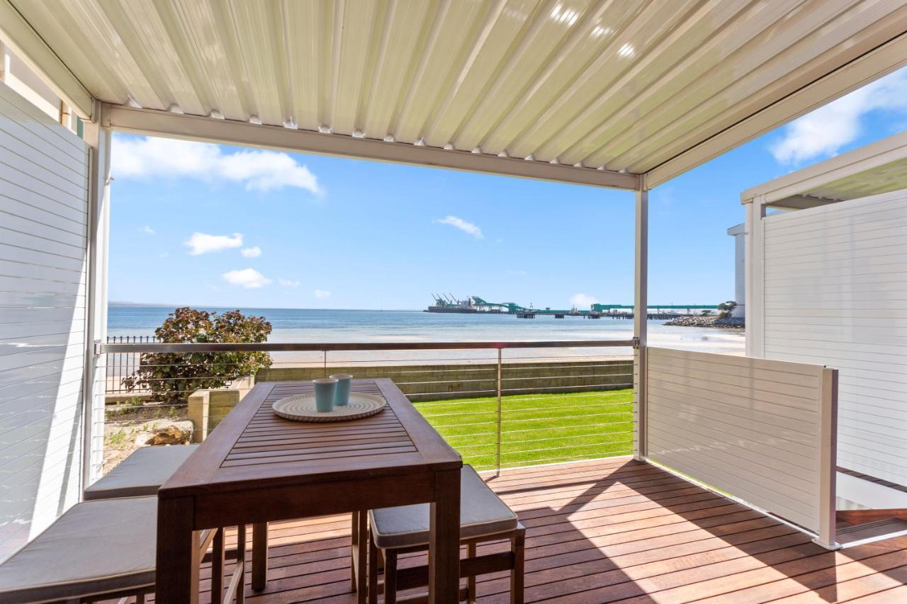 Port Lincoln Beachfront Apartments ภายนอก รูปภาพ