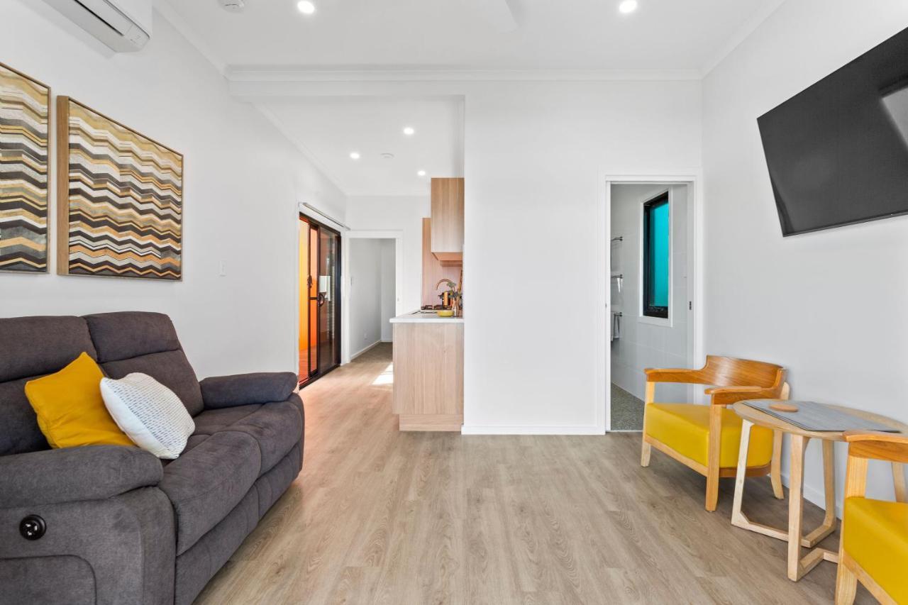 Port Lincoln Beachfront Apartments ภายนอก รูปภาพ