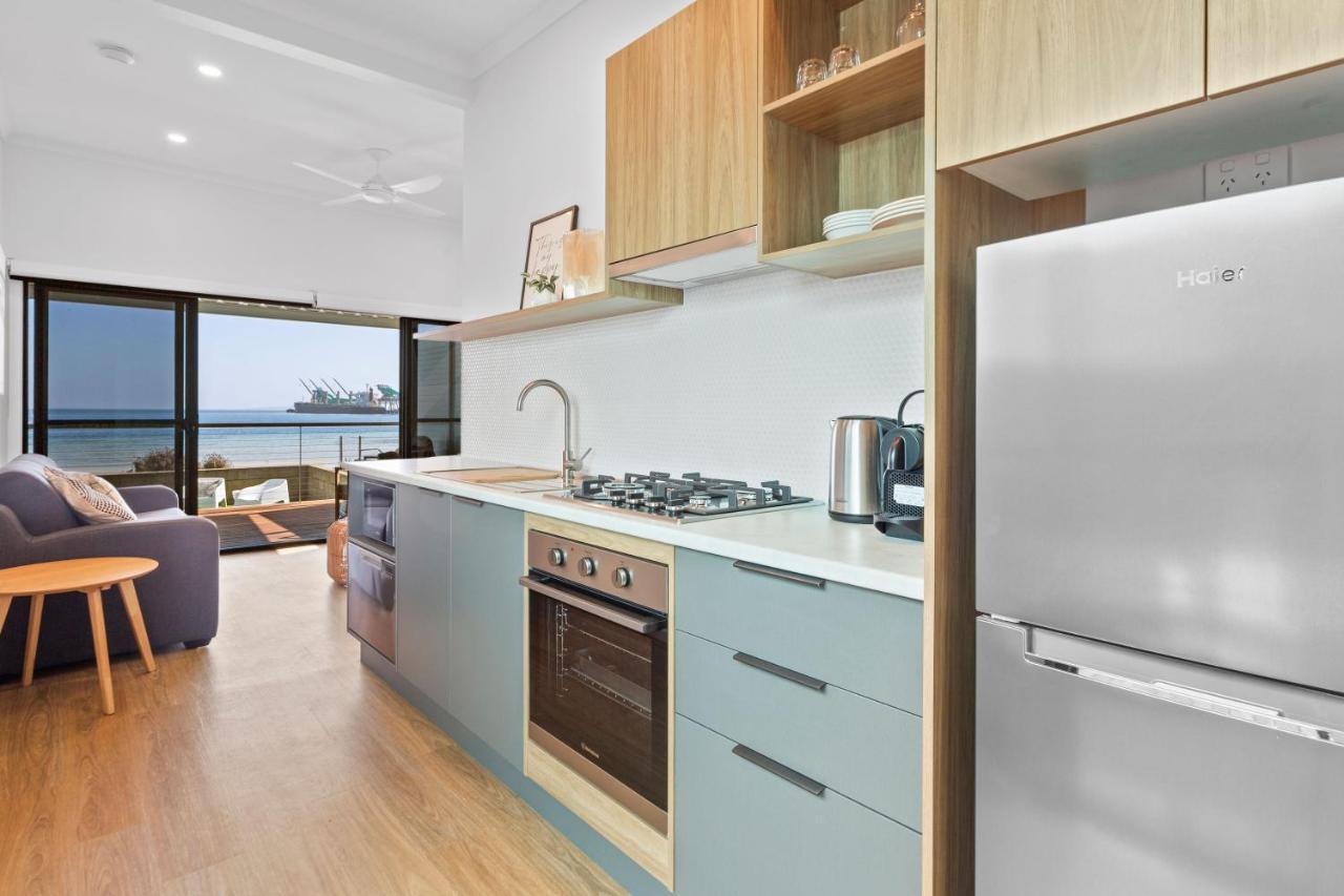 Port Lincoln Beachfront Apartments ภายนอก รูปภาพ