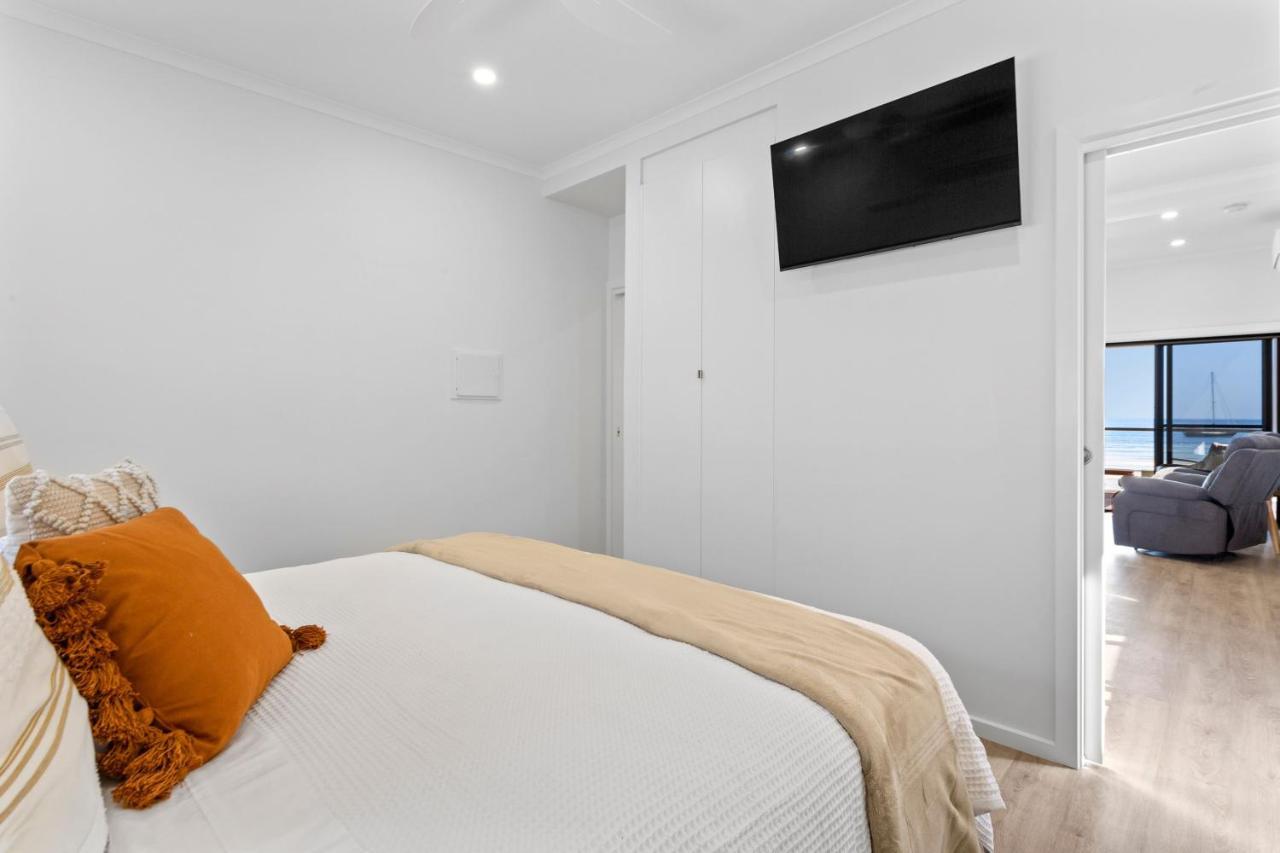 Port Lincoln Beachfront Apartments ภายนอก รูปภาพ