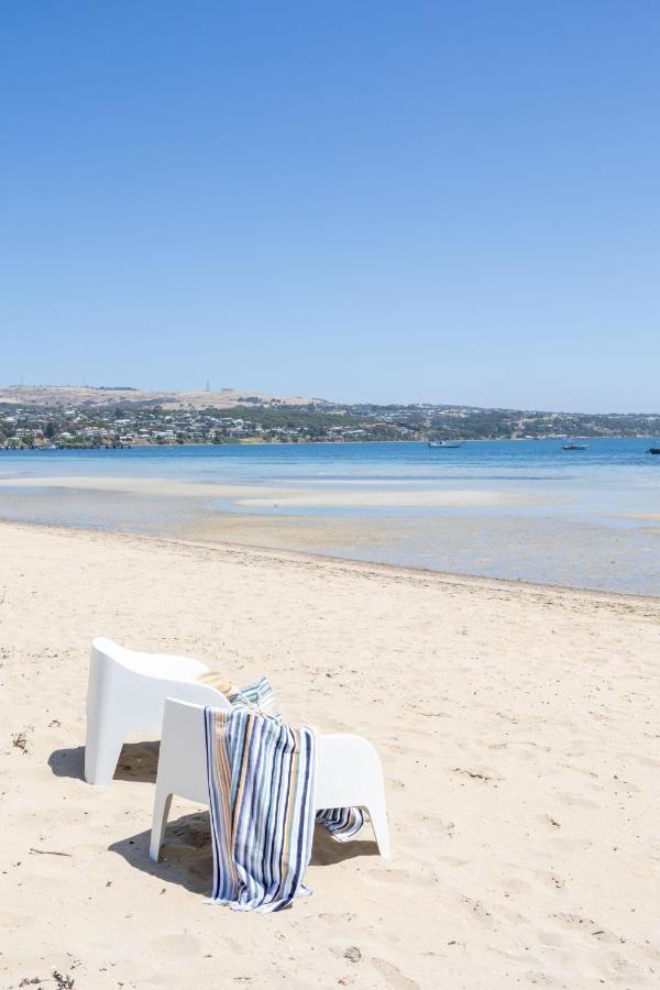 Port Lincoln Beachfront Apartments ภายนอก รูปภาพ